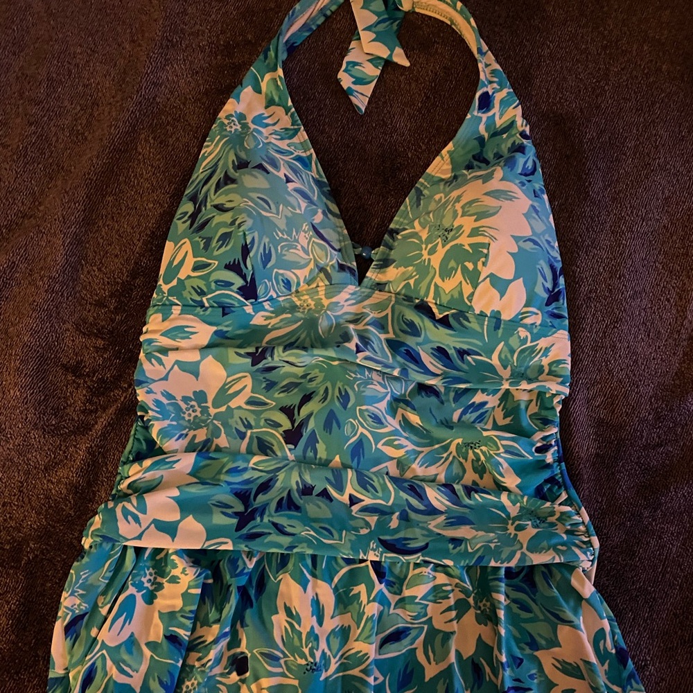 🌟 Sale!  Blue & white bathing suit